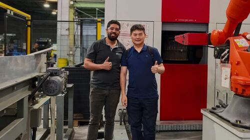 Últimos blogs de la empresa sobre JUNHE® TDSP0500 Máquina de Recubrimiento Planetario de Seis Cestas Instalación y Puesta en Marcha en Brasil
